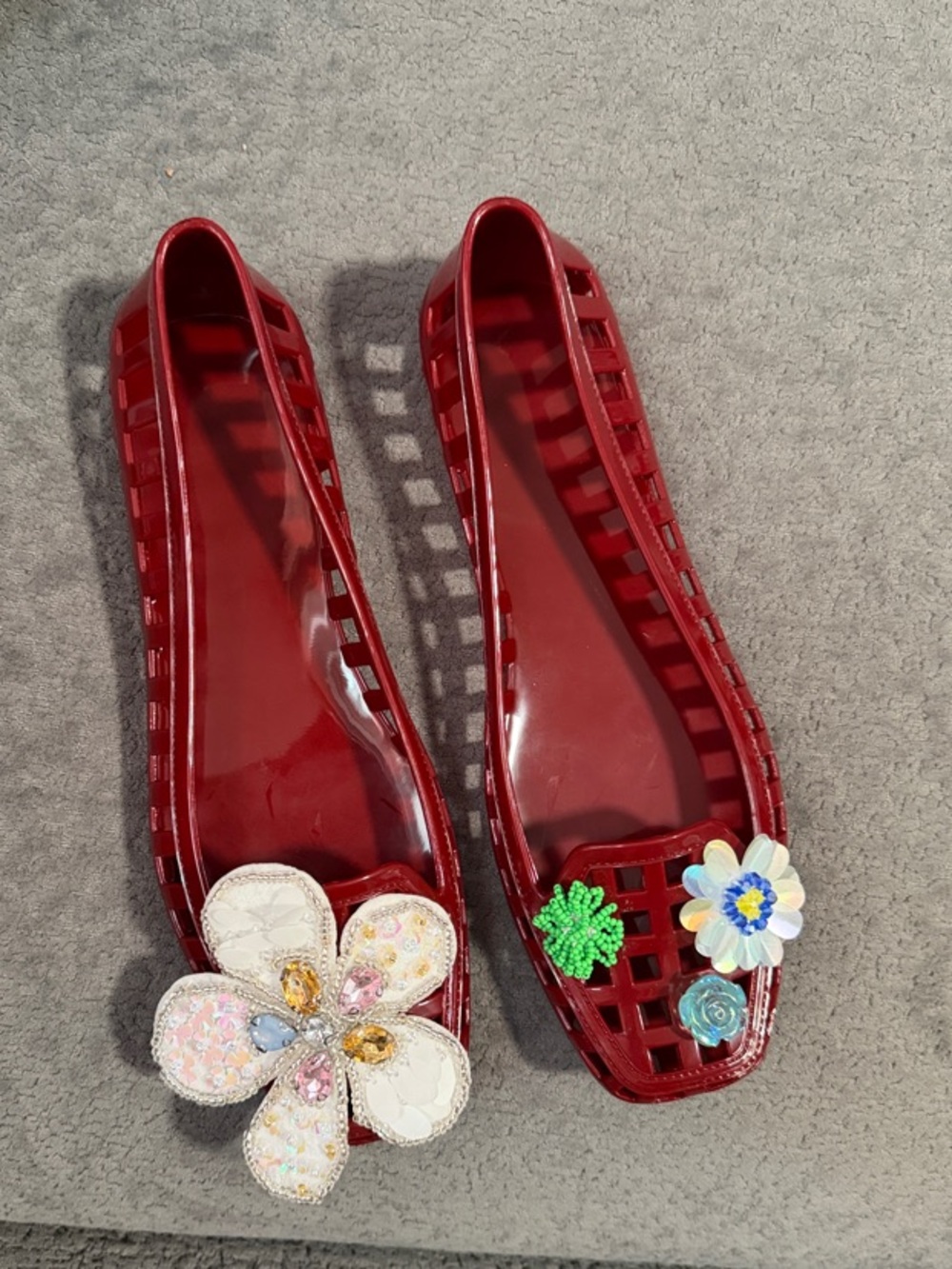 Burgundy Women's Jelly Flats with Floral Embellishments